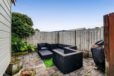 Photo of property in 8 Pohutukawa Drive, Opunake, 4616