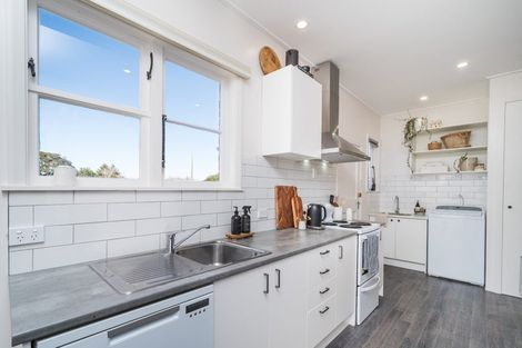 Photo of property in 78 Manson Street, Terrace End, Palmerston North, 4410