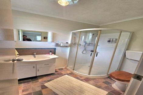 Photo of property in 5 Cargill Place, Frankleigh Park, New Plymouth, 4310