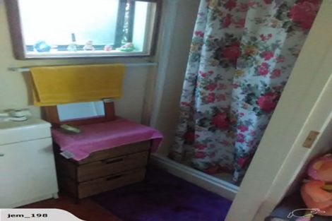 Photo of property in 17 Mcclintock Road, Massey, Auckland, 0614