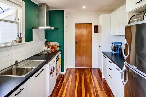 Photo of property in 49a Piko Street, Titahi Bay, Porirua, 5022