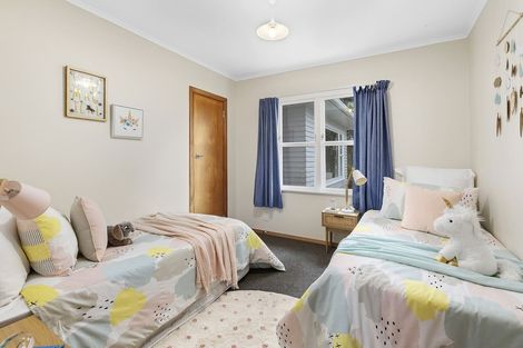 Photo of property in 9 Lane Crescent, Tawa, Wellington, 5028