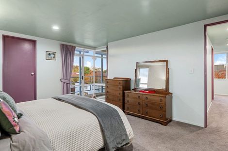 Photo of property in 74 Regency Crescent, Redwood, Christchurch, 8051