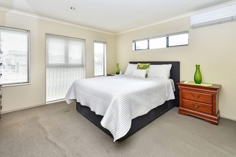 Photo of property in 56 Peninsula Road, Mangere, Auckland, 2022