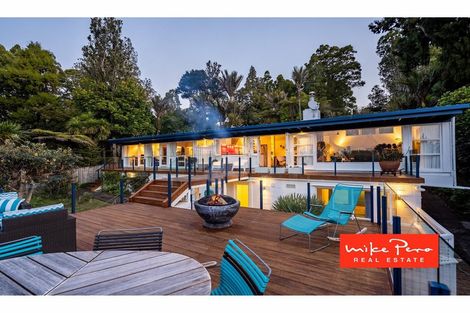 Photo of property in 258 Shaw Road, Titirangi, Auckland, 0604