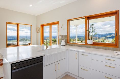 Photo of property in 333 Ngahere Park Road, Turitea, Palmerston North, 4472