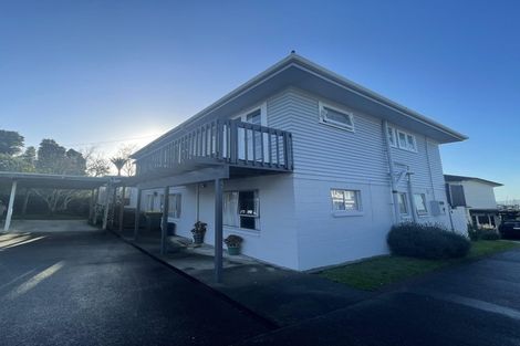 Photo of property in 377 East Coast Road, Mairangi Bay, Auckland, 0630