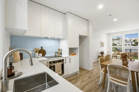 Photo of property in 7a Camrose Place, Glenfield, Auckland, 0629