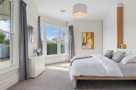 Photo of property in 90 Hawthorne Street, Strowan, Christchurch, 8052