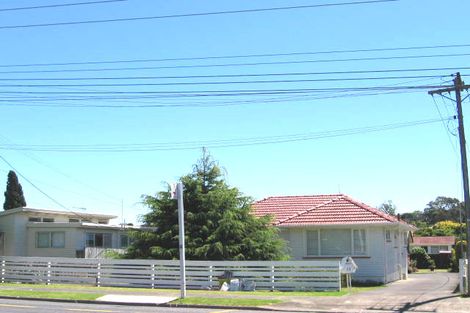 Photo of property in 2/37 Shakespeare Road, Milford, Auckland, 0620
