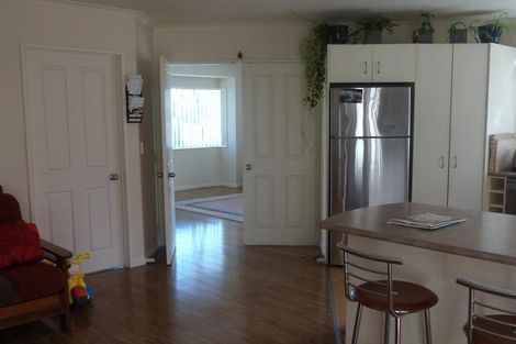 Photo of property in 10 Northridge Terrace, Massey, Auckland, 0614