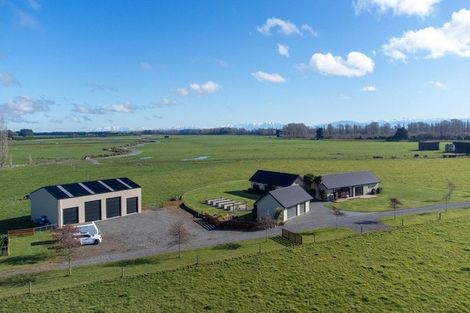 Photo of property in 585 Coutts Island Road, Coutts Island, Christchurch, 7670