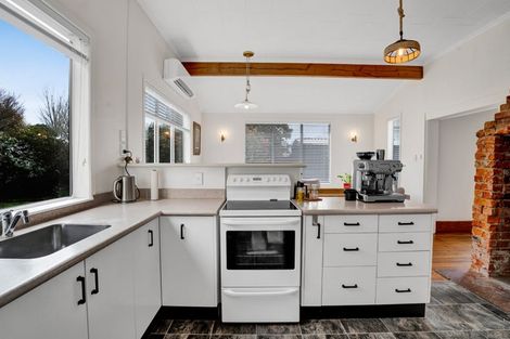 Photo of property in 25 Portia Street, Stratford, 4332