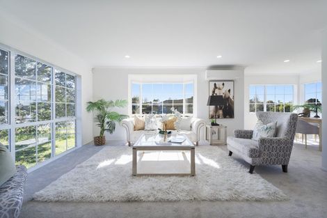 Photo of property in 2 Diana Place, Ranui, Auckland, 0612