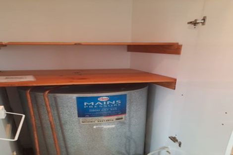 Photo of property in 3/1 Sturges Road, Henderson, Auckland, 0610