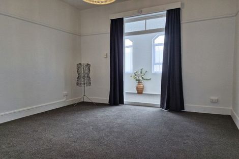 Photo of property in Devonport Apartments, 39/127 Saint Aubyn Street, New Plymouth, 4310