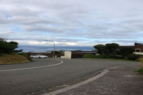 Photo of property in 1/10 Mataroa Avenue, Northland, Wellington, 6012