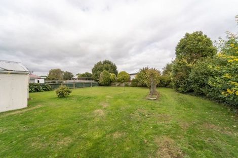 Photo of property in 16 Humphries Street, Greytown, 5712