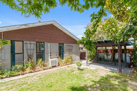Photo of property in 121 Hay Street, Bromley, Christchurch, 8062