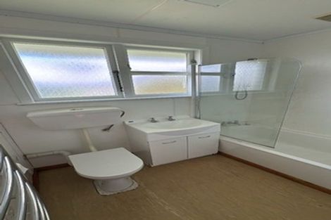 Photo of property in 2 Marsden Street, Hauraki, Auckland, 0622