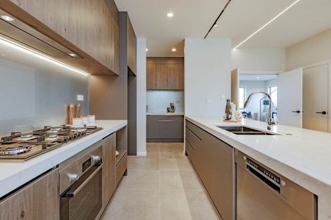 Photo of property in 29 Emerald Avenue, Rosehill, 2113