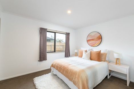 Photo of property in 52 Sunstone Crescent, Brown Owl, Upper Hutt, 5018