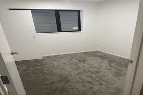 Photo of property in 99a Grove Road, Papakura, 2110