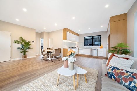 Photo of property in 86a Kervil Avenue, Te Atatu Peninsula, Auckland, 0610