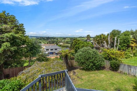 Photo of property in 137 Sandspit Road, Shelly Park, Auckland, 2014