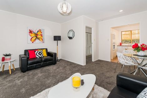 Photo of property in 1/14 Hollyhock Place, Browns Bay, Auckland, 0630