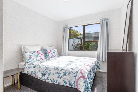 Photo of property in 37a Nimmo Avenue West, Waikanae, 5036