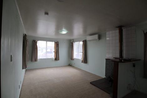 Photo of property in 4 Le Havre Place, Takanini, 2112