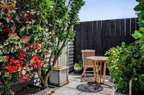 Photo of property in 33 Tawa Street, Hawera, 4610