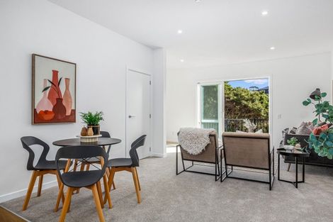 Photo of property in 49 Cleat Street, Whitby, Porirua, 5024