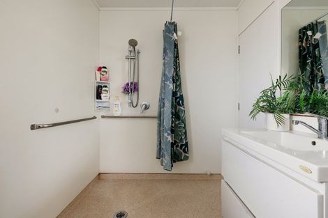 Photo of property in 20 Morrow Avenue, St Andrews, Hamilton, 3200