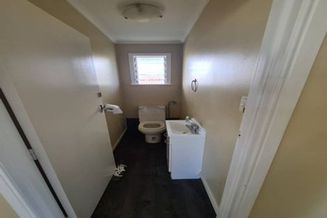 Photo of property in 36c Lincoln Road, Henderson, Auckland, 0610