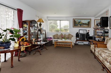 Photo of property in 40 Lemnos Place, Titirangi, Auckland, 0604