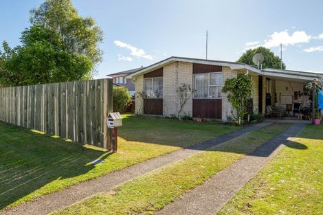 Photo of property in 8 Mckee Avenue, Fenton Park, Rotorua, 3010