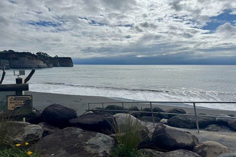 Photo of property in 76 Sixth Avenue, Urenui, 4377