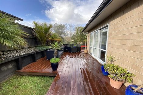 Photo of property in 12 Dunoon Close, Flat Bush, Auckland, 2016