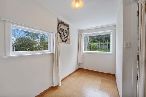 Photo of property in 16 Hursthouse Street, Vogeltown, New Plymouth, 4310