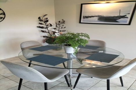 Photo of property in 8 Scoresby Street, Opua, 0200