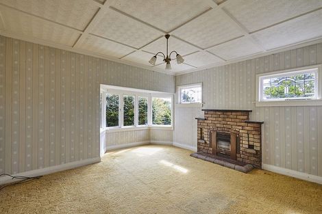 Photo of property in 37 Kopiko Road, Titirangi, Auckland, 0604