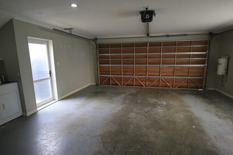 Photo of property in 15 Newbury Place, Schnapper Rock, Auckland, 0632