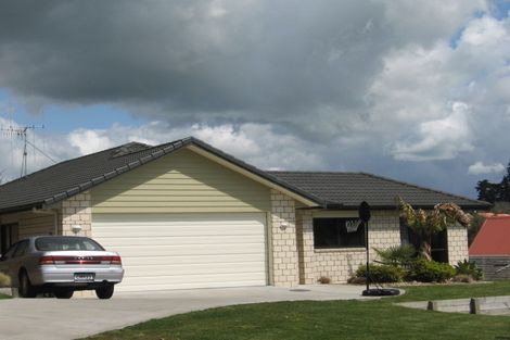 Photo of property in 27 Kinloch Drive, Bethlehem, Tauranga, 3110