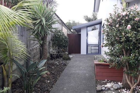Photo of property in 66d Grand Drive, Orewa, 0931