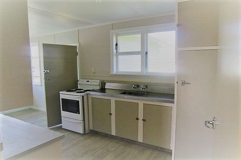 Photo of property in 4 Douglas Street, Balclutha, 9230