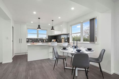 Photo of property in 94 Harrington Road, Henderson, Auckland, 0610