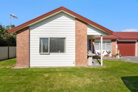 Photo of property in 2/166 Guppy Road, Taradale, Napier, 4112