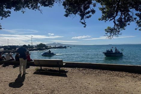 Photo of property in 1/7 The Promenade, Takapuna, Auckland, 0622